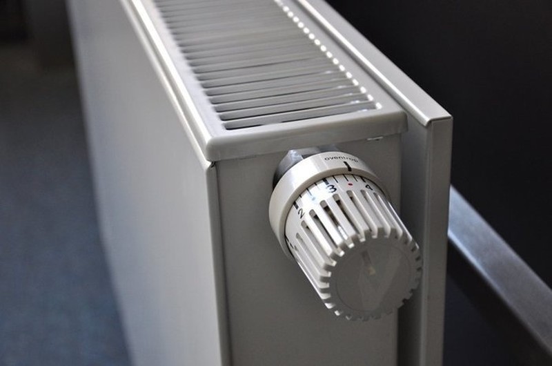 «Termoelectrica» рекомендует регулировать подачу отопления в домах. Фото:соцсети