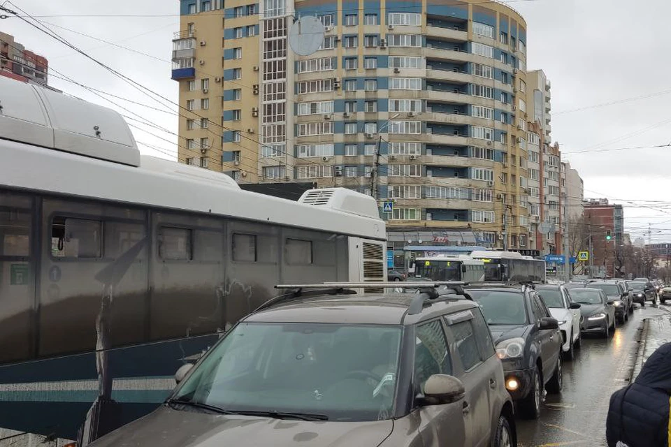 Несколько ДТП усугубили ситуацию на дорогах Самары