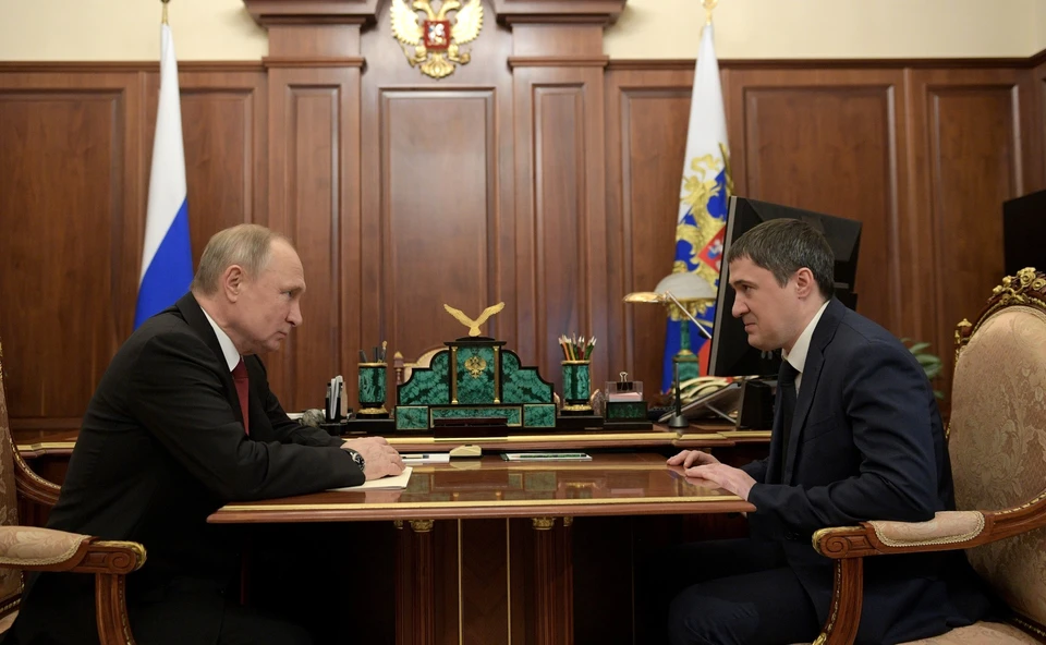 Махонин доложил Путину о поддержке участников СВО и их семей в крае, благодаря которой около 400 семей воспользовались семейным капиталом