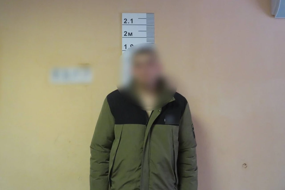 Подозреваемый решил заступиться за знакомую, вызвал друга на лестничную площадку, где они и подрались