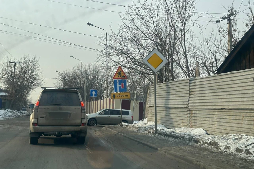 Участок дороги закроют из-за реконструкции трубопроводов.