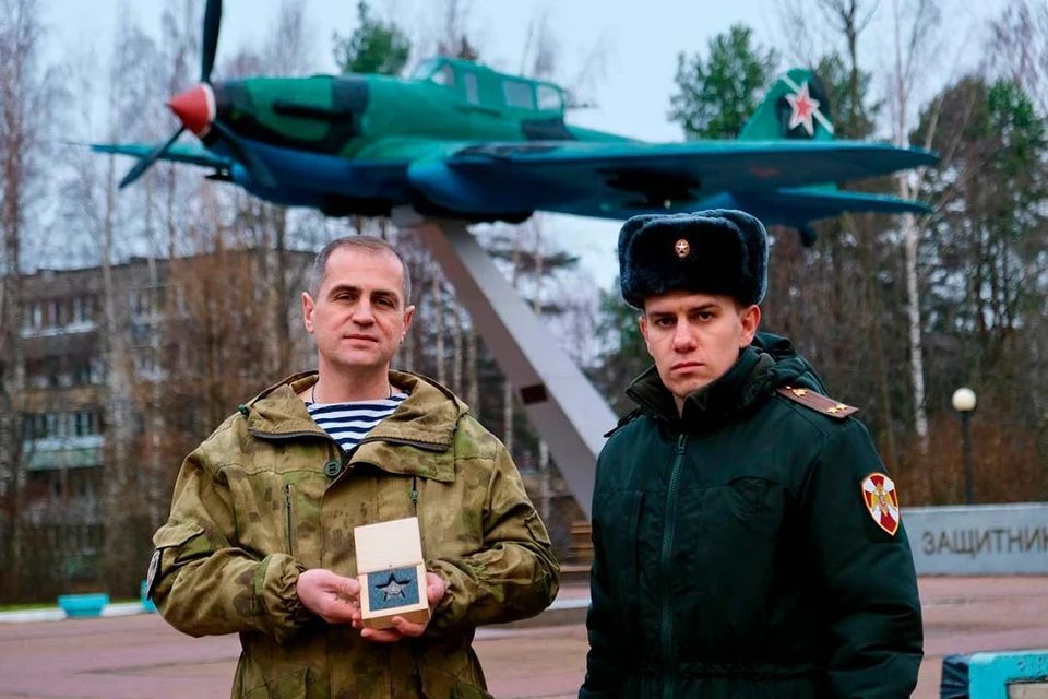 Орден передали семье фронтовика. Фото: t.me/rosgvardszo