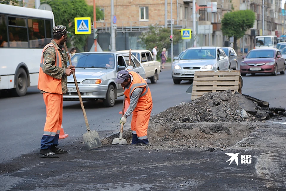 В Екатеринбурге стартует ямочный ремонт дорог