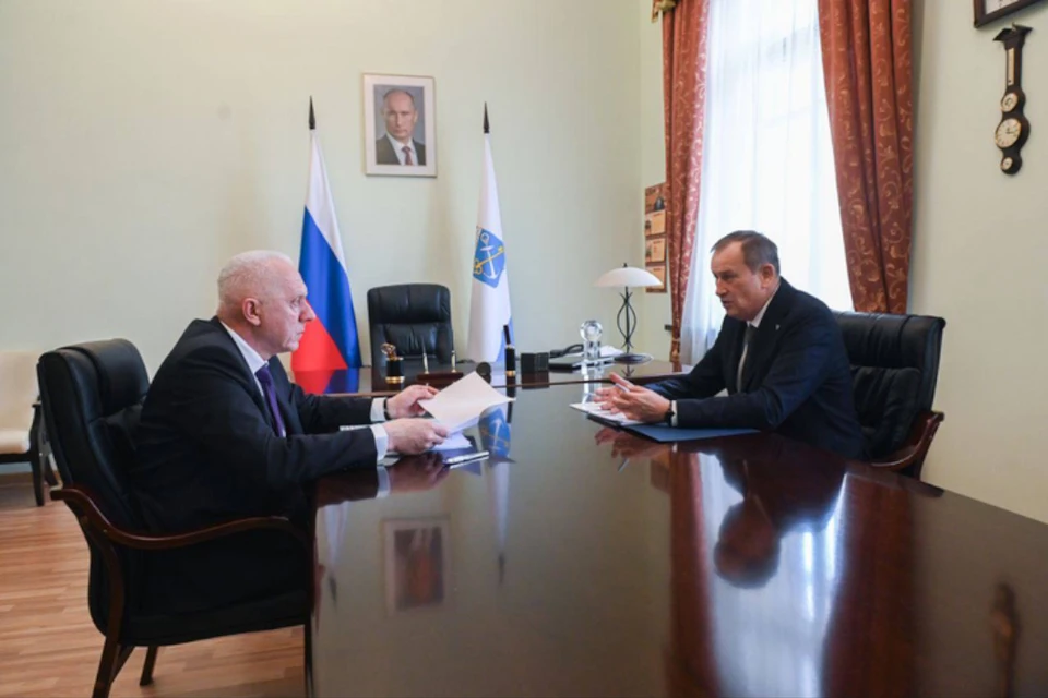 Дрозденко дал поручение о подготовке документов. Фото: пресс-служба правительства ЛО