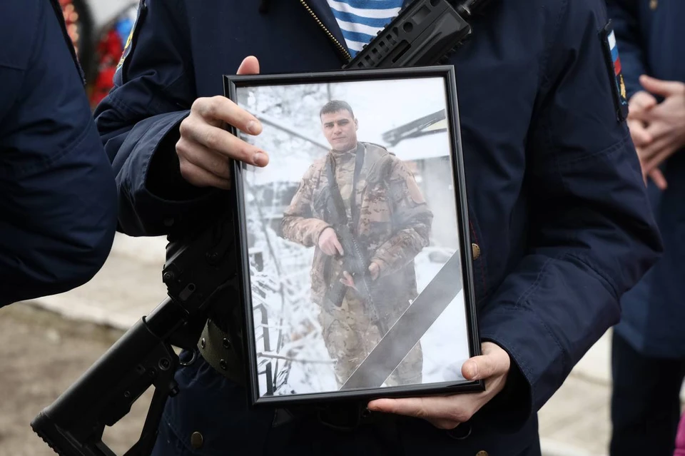 В Ульяновской области проводили в последний путь бойца СВО. ФОТО: тг-канал Алексея Русских