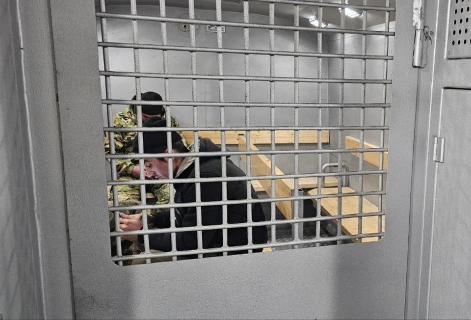 В ближайшее время нарушитель отправится в специальное учреждение для выдворения.
