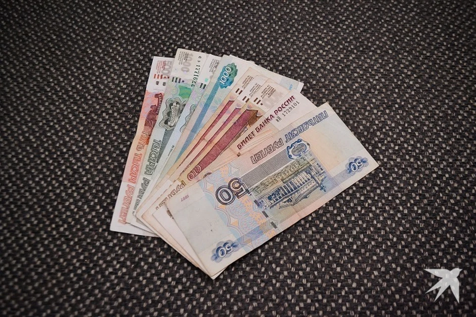Женщина задолжала 350 тысяч рублей