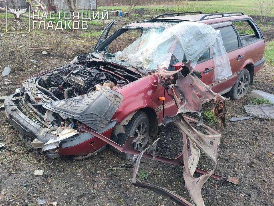 В селе Головчино Грайворонского округа повреждены две машины (посечена крыша, разбиты стекла).