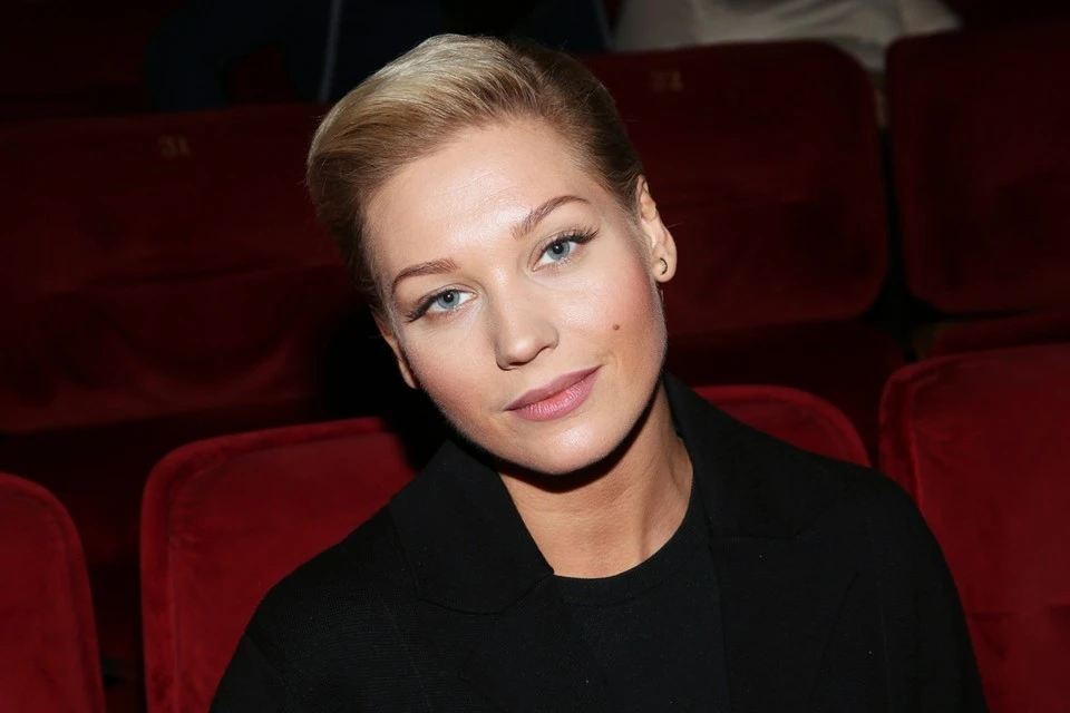 Кристина Асмус прокомментировала слухи о скандале на съемках сериала "Склиф"