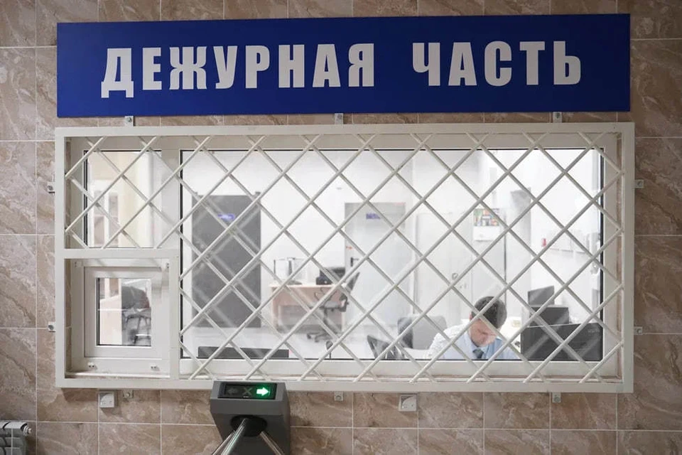 Потерпевший поступил в больницу с ушибами мягких тканей головы