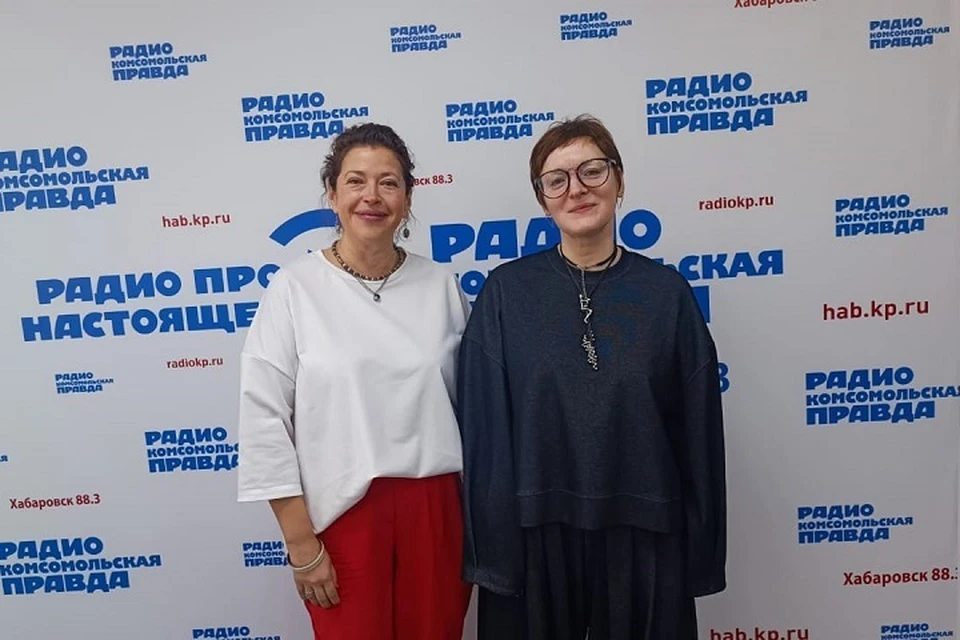 Гости студии: Ольга Юркова - куратор федерального проекта «Поколение М» (МТС) и Олеся Невмержицкая - декан актерского факультета ГИТИСа