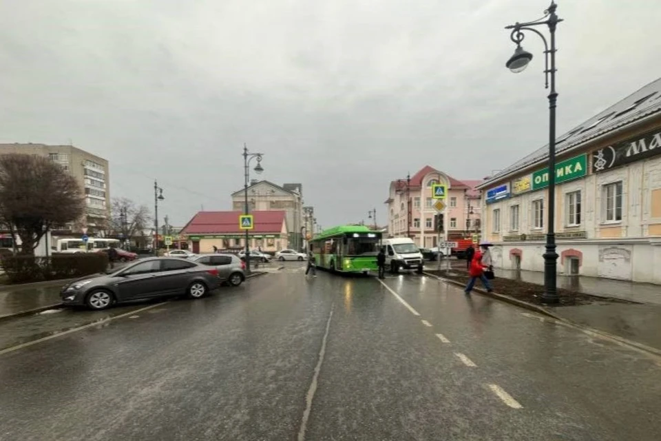 При повороте направо водитель сбил пешехода, не заметив его. Фото: прокуратура Оренбургской области