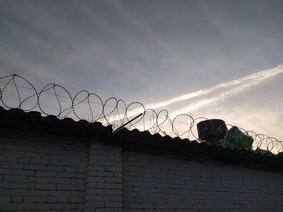 В Британии осужденный по делу о теракте ошпарил маслом трех сотрудников тюрьмы