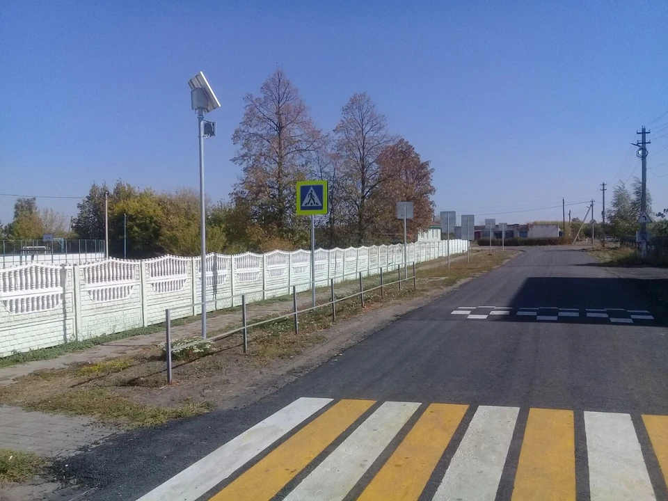 На обоих участках появятся тротуары через села и автобусные остановки.