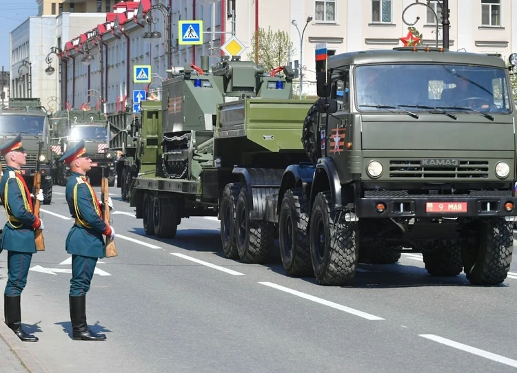 Военная техника и участники парада Победы 2025 года в Тюмени: лучшие места для обзора и порядок движения