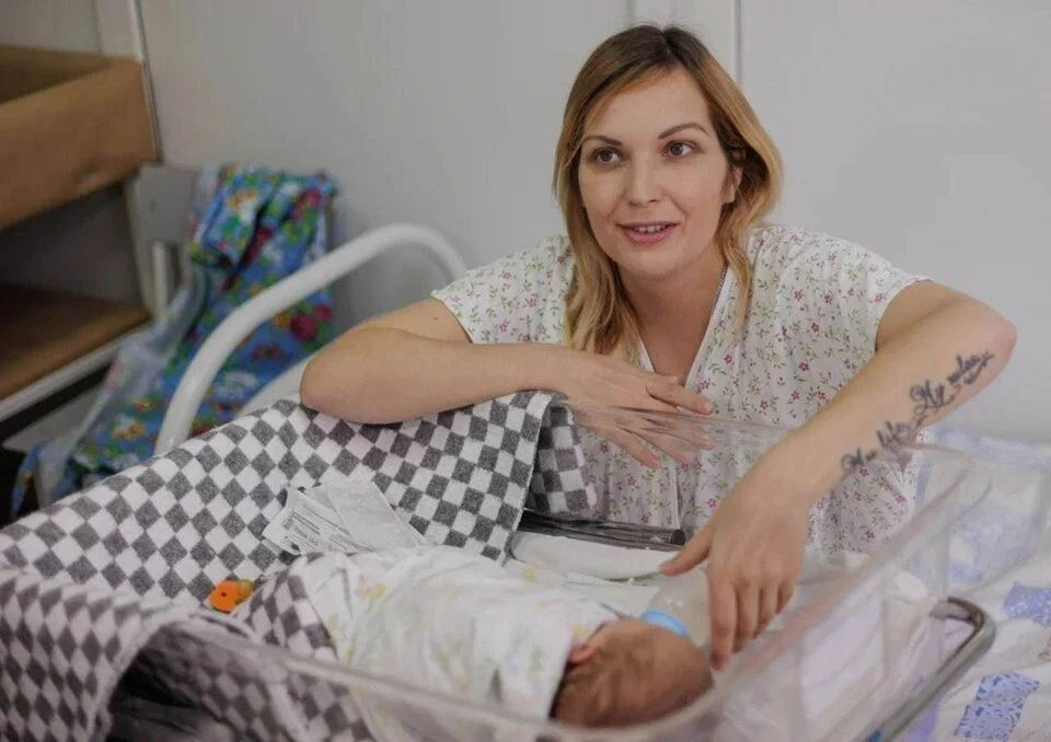 Анна Кокорина ранее родила сына, а теперь рада второй дочери