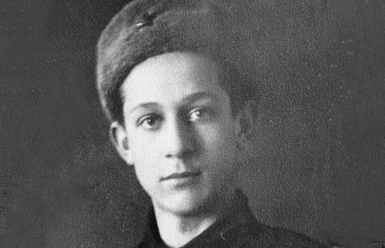 Девятиклассник Валька стал отважным разведчиком в оккупированном фашистами Воронеже
