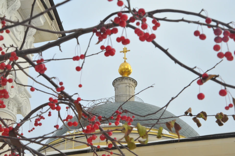 В Кемерове ограничат парковку рядом с храмами на Пасху.