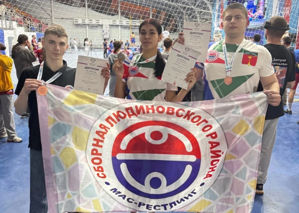 Калужские мас-рестлеры стали призерами первенства России.