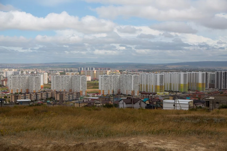 Число сделок и ипотек снизилось, а спрос на новостройки упал почти на треть