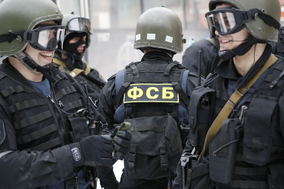 Херсонцев просят сообщать в ФСБ о фактах вербовки через Интернет