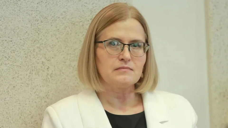 Юлия Рахманова ушла с должности начальника управления государственной службы правительства Ярославской области.