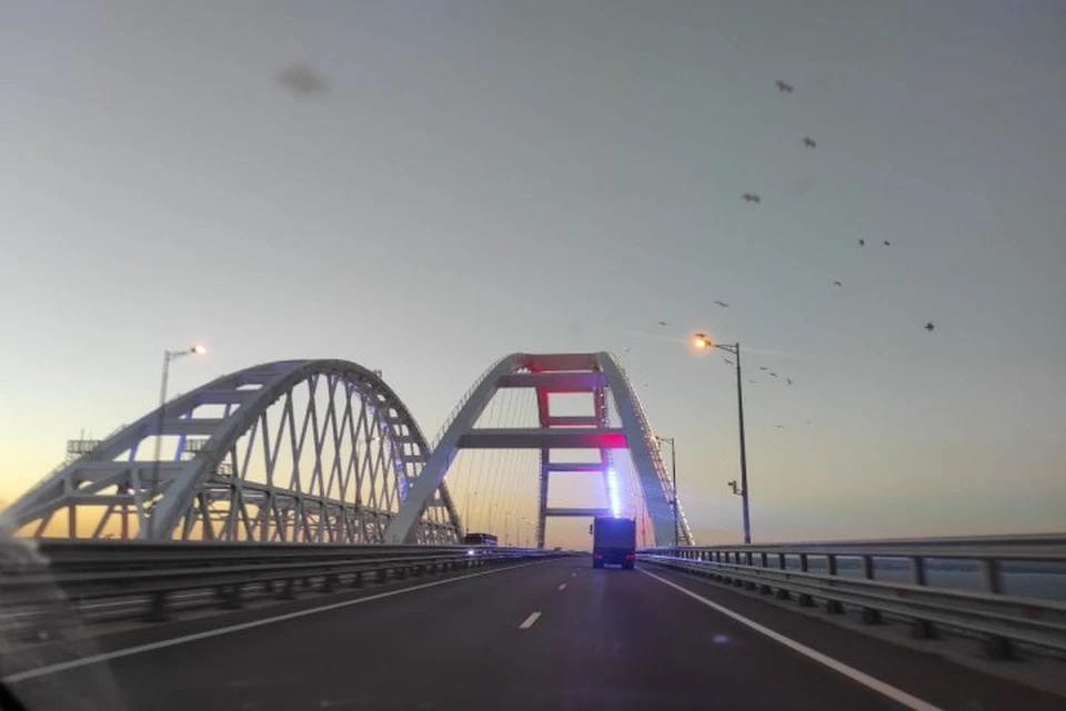 6 мая временно приостановлено движение по Крымскому мосту.