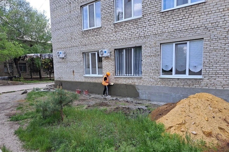 Забайкальский край восстанавливает Центральную районную больницу в Старобешево. Фото: t.me/starobeshevskiy