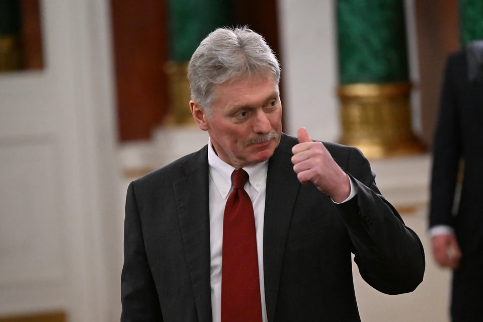 Песков подчеркнул, что на пресс-конференции Путина не будет вопросов от журналистов из-за позднего времени