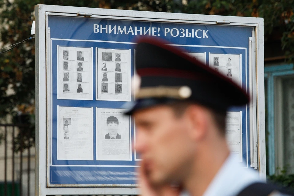 Напавшего на девушку мужчину ищет полиция.