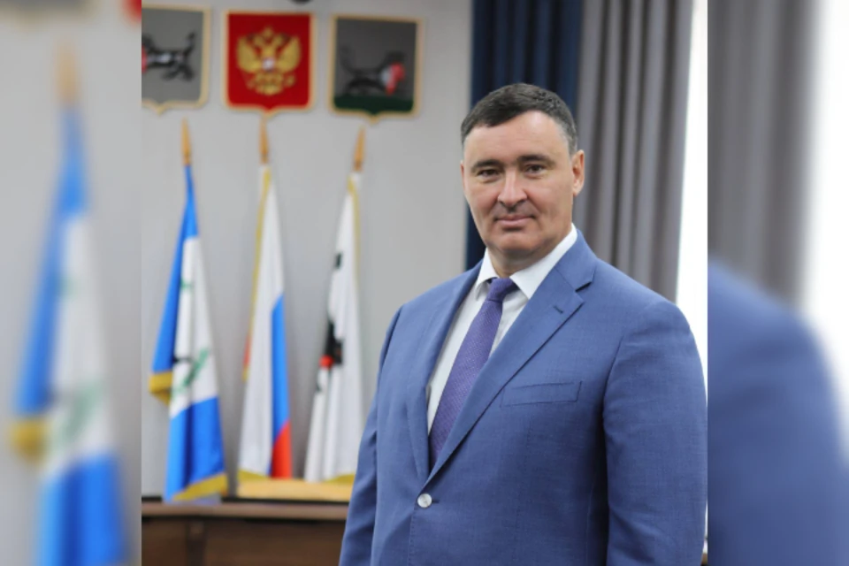 Мэр Иркутска Руслан Болотов празднует день рождения.