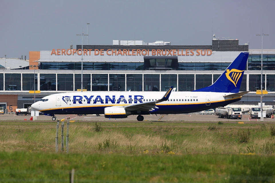 В Бельгии закрыли аэропорт из-за сообщений о бомбе в самолете Ryanair.