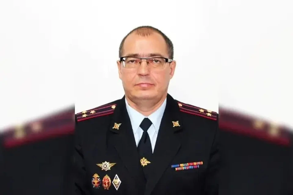Полковника полиции Николая Потапова обвинили в изнасиловании и доведении до самоубийства собственной 12-летней дочери
