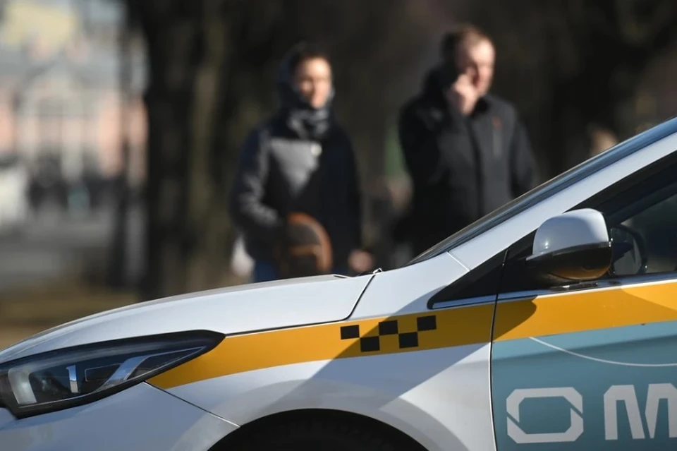 Госдума России приняла закон о локализации автомобилей в такси