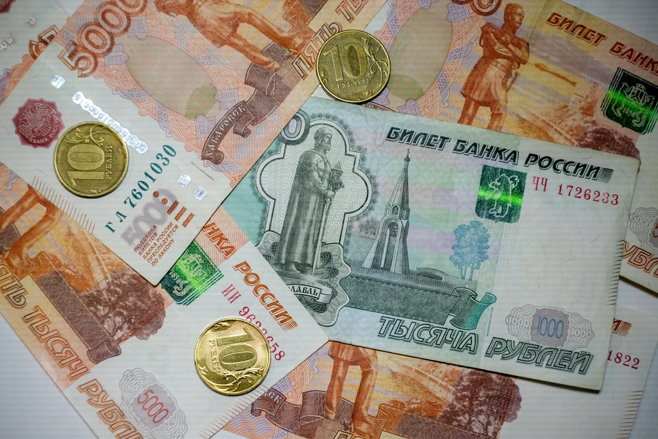Женщину подозревают в отмывании денег.