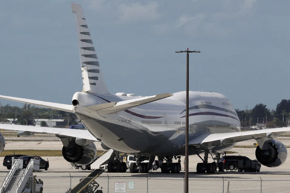 Трамп: Подаренный Катаром Boeing-747‑8 будет передан ВВС США