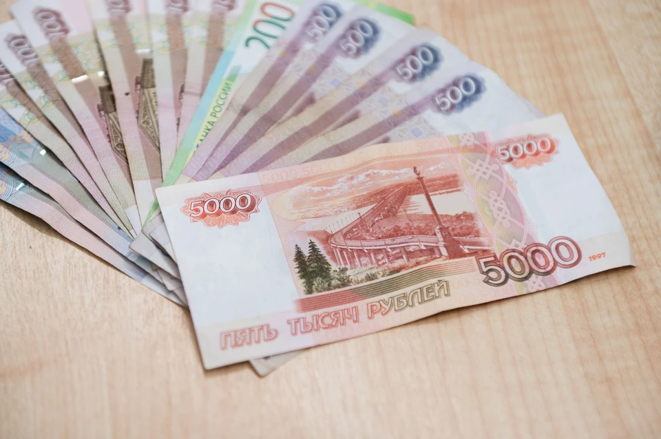 Однако новых кредитов берут все меньше.
