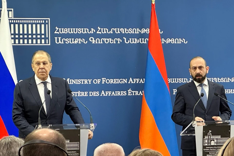 Пресс-конференция Лаврова и Мирзояна Фото: Владислав ВОРОБЬЕВ