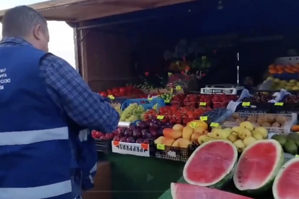 Подробности о дальнейшей судьбе изъятой продукции не сообщаются. Фото: Комитет по контролю за имуществом Петербурга.