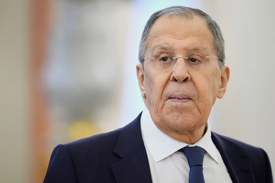 Работа в Москве над своим вариантом российско-украинского мирного меморандума находится в продвинутой стадии, заявил глава МИД РФ Сергей Лавров.
