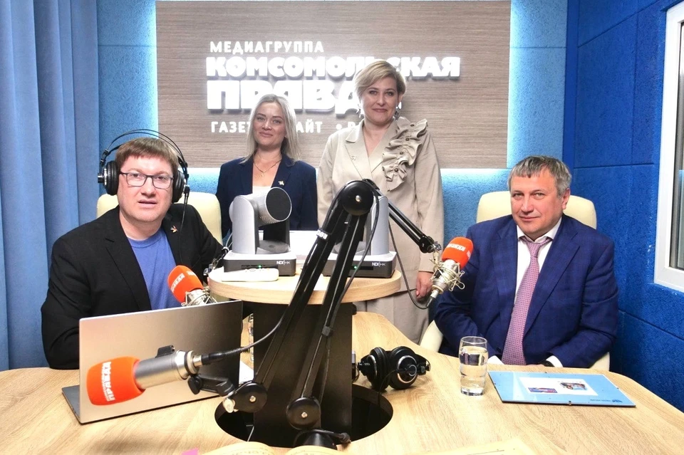 «Комсомолку» со 100-летием Иван Носков поздравил в эфире радио «КП-Самара».
