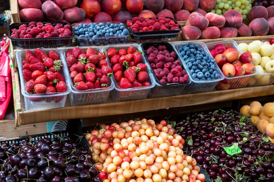 Сейчас временно ограничен ввоз подкарантинной продукции из двух государств.