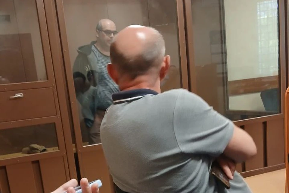 Главреда рязанской «Новой» Алексея Фролова отпустили под домашний арест.