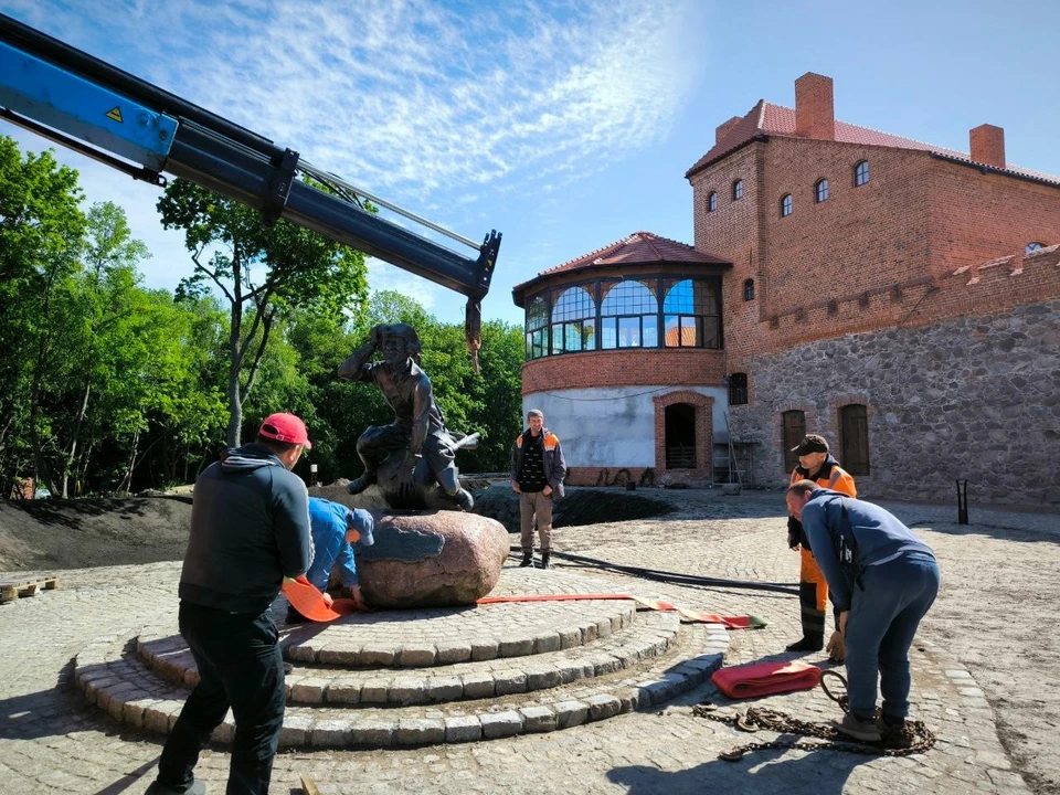 Фото: замок Нойхаузен.