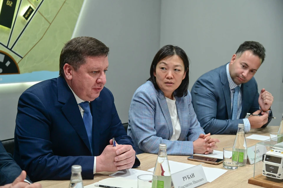 Обсуждались проект «Платформа Роста» и центр развития и поддержки предпринимателей «PRO Wildberries». Фото: пресс-служба раиса РТ.