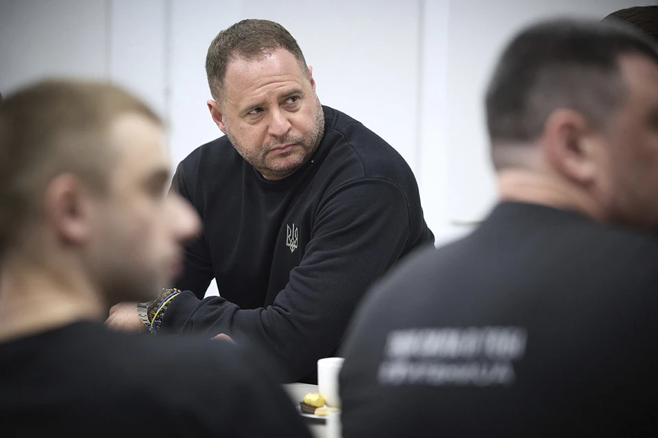 Глава офиса Зеленского Андрей Ермак отправился в США