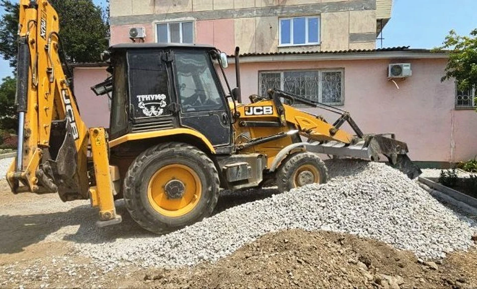 Из 44 запланированных в 2025 году внутриквартальных дорог отремонтировали 16. Фото sev.gov.ru