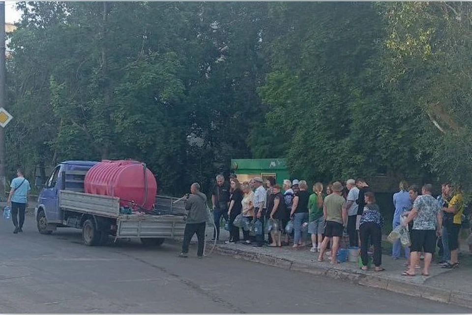 В Бердянске организовали подвоз воды населению. Фото: администрация города Бердянск