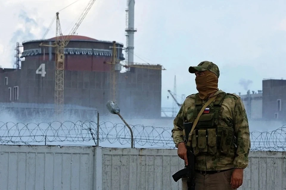 Запорожская АЭС сообщила о нескольких атаках дронов ВСУ по тренажерному центру