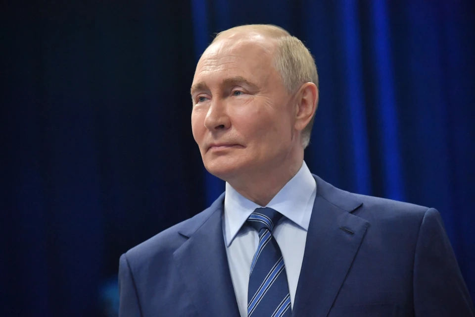 Путин улыбнулся после слов, что буква Ё является национальным достоянием России